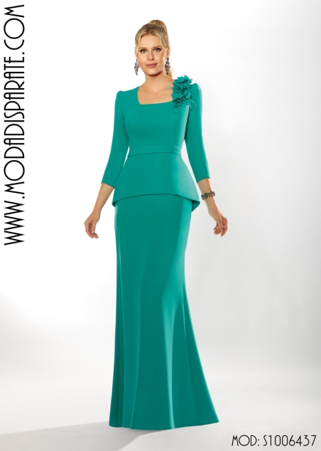 VESTIDO MADRINA LARGO ESCOTE CUADRADO CON FALDON DOBLE ADORN