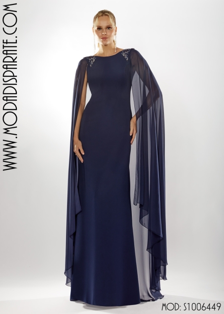 VESTIDO MADRINA LARGO LISO  APLIQUES PEDRERIA HOMBROS Y CAPA