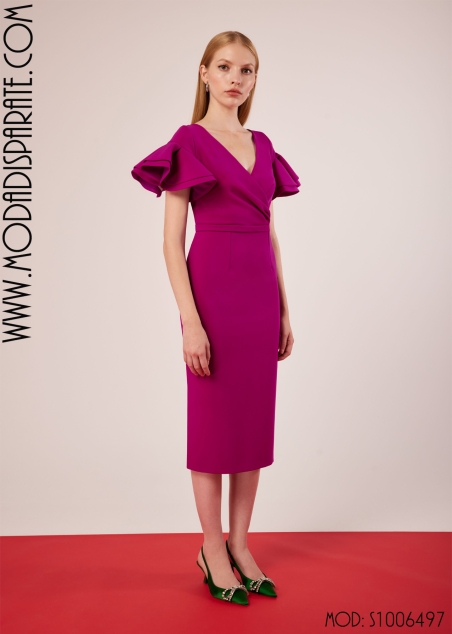 VESTIDO FIESTA MIDI ESCOTE PICO TABLAS Y MANGAS CON VOLANTES