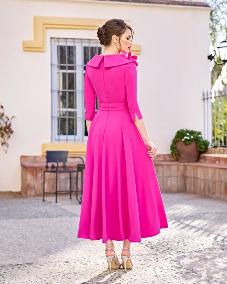 VESTIDO MADRINA MIDI ESCOTE CRUZADO ADORNO  Y SOBREFALDA CIN