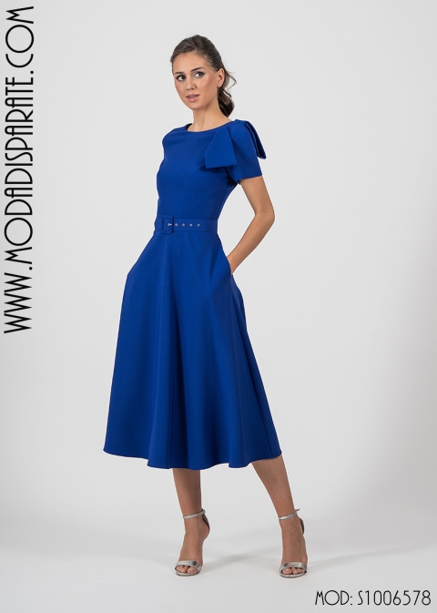VESTIDO MIDI VUELO MANGA  CORTA LAZO HOMBRO Y CINTURÓN 2