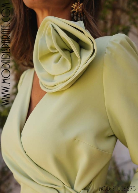 VESTIDO CORTO MANGA FRANCESA CRUZ, PECHO FALDA RECTA