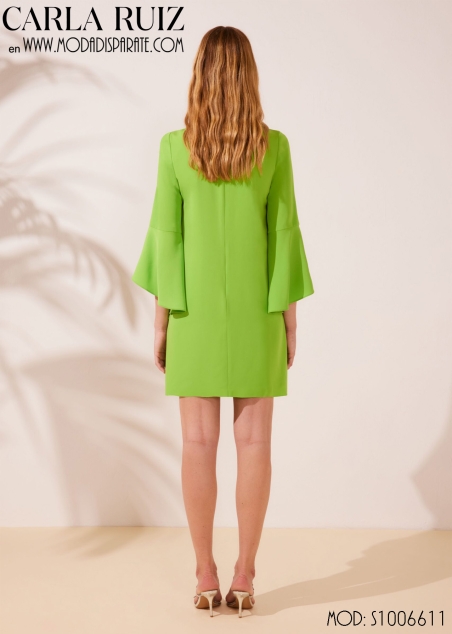 VESTIDO CORTO ESCOTE PICO BOTONES MANGA CAMPANA