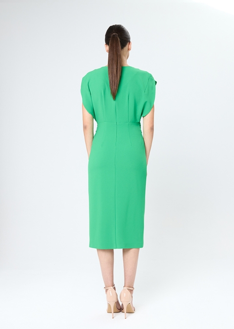 VESTIDO MIDI LISO M/ SISA DELANTERO NUDO 2