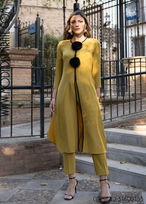 CJTO. PANTALON CASACA LARGA FLOR MANGA FRANCESA 2