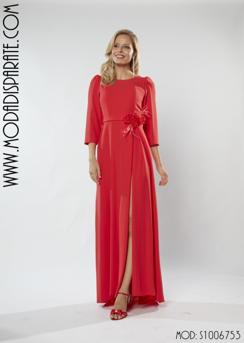 VESTIDO MADRNA LARGO CREP FALDA EVASE Y ABERTURA FALDA CINTU