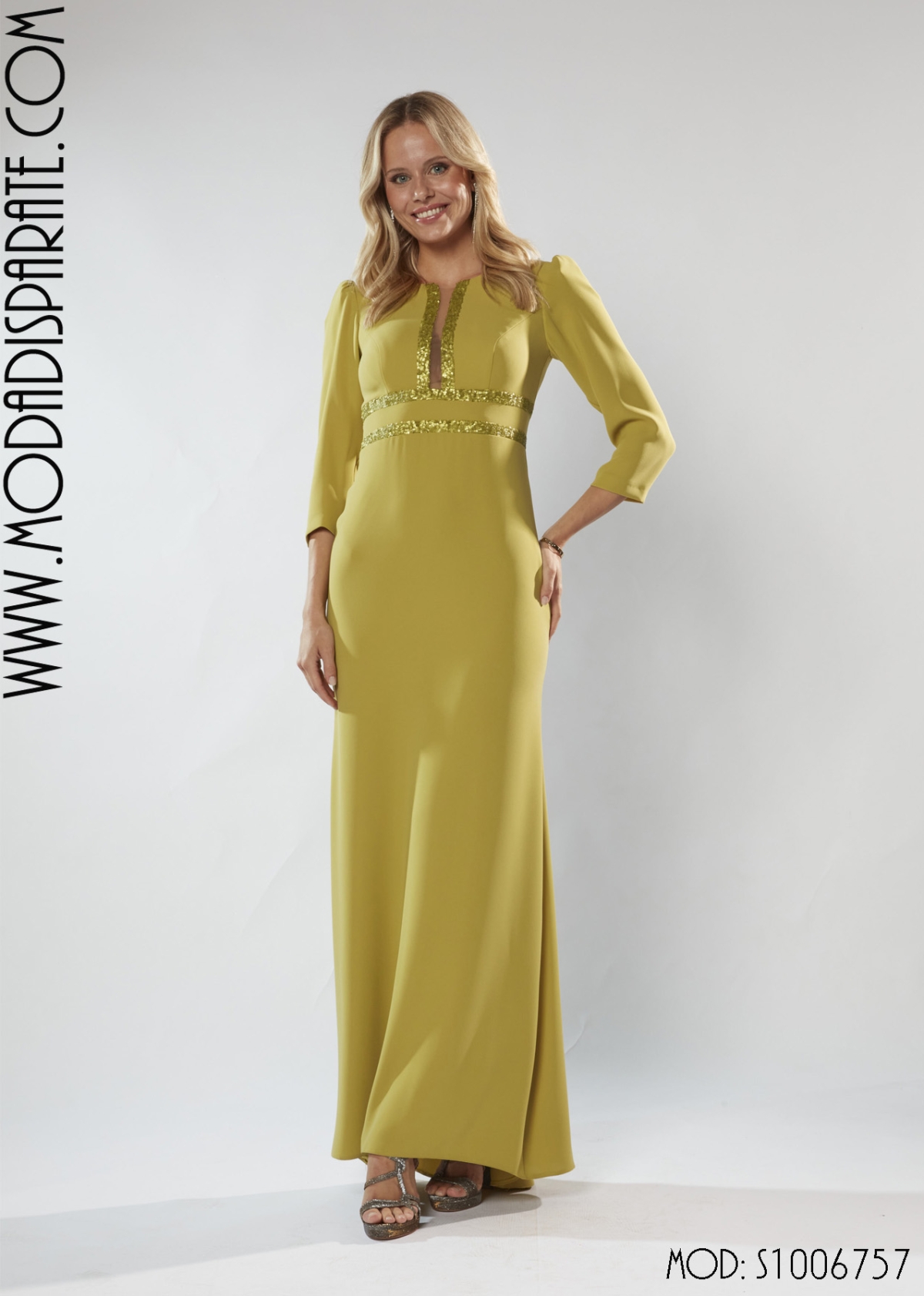 VESTIDO MADRINA LARGO CREP EVASE M/F...