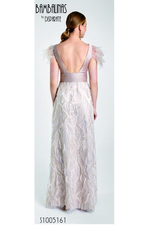 VESTIDO LARGO CUERPO LISO ESCOTE CORAZON FALDA ENCAGE Y PLUM 2