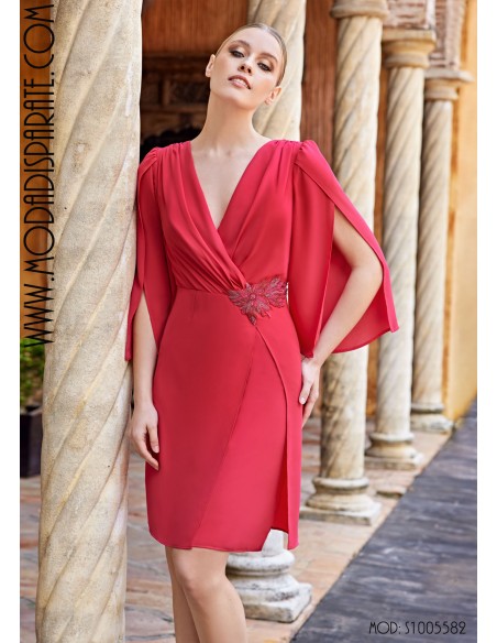 VESTIDO"KANSAS" CORTO MADRINA MAGAS ABIERTAS ESCOTE PICO ADO