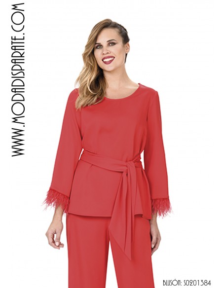 BLUSÓN"PSI" MANGA LARGA CON PLUMAS Y ABERTURA LATERALES Y LA