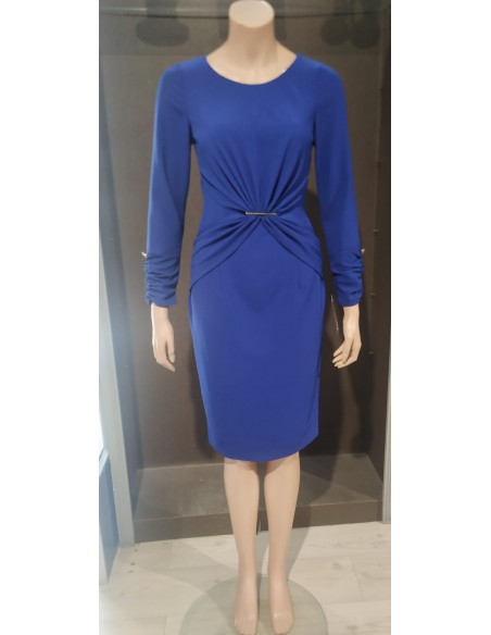 VESTIDO"ARAE"CORTO PUNTO CON BROCHE DELANTERO