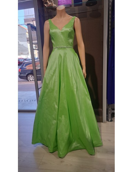 VESIDO"VOLGA"LARGO MIKADO LISO TTES ANCHO CINT PEDRERIA.