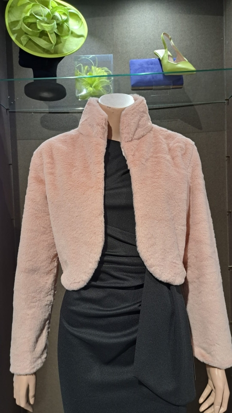 CHAQUETA MANGA LARGA  PELO C/ SUBIDO BROCHE