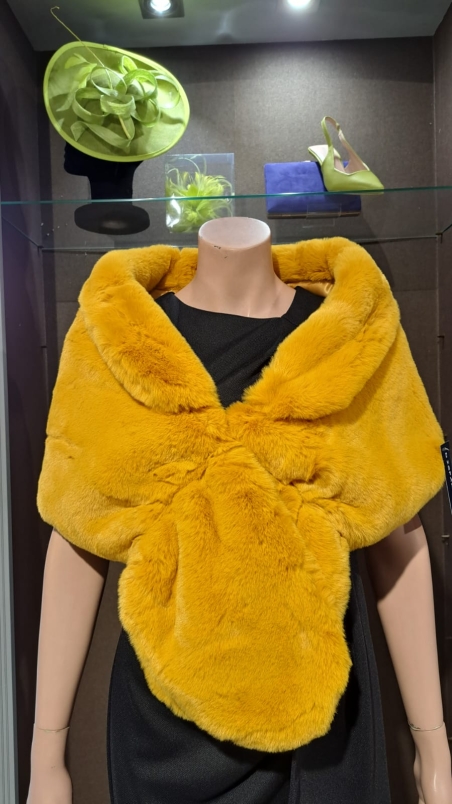 ESTOLA PELO BAMBALINAS BY DISPARATE