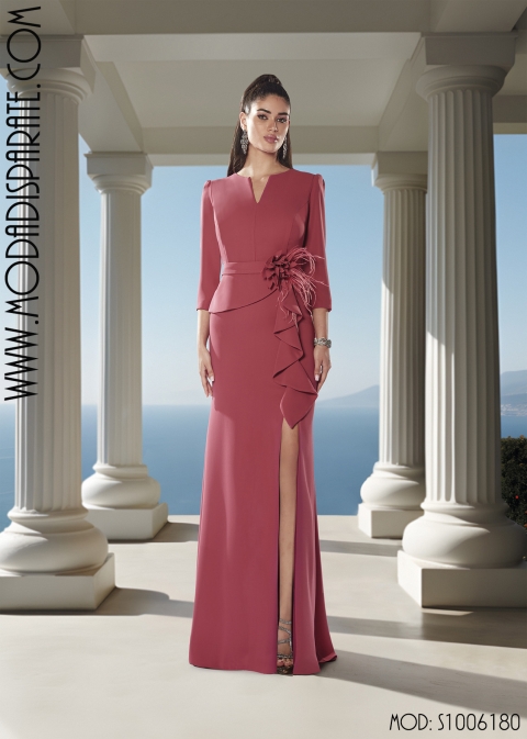 VESTIDO MADRINA LARGO LISO M/FRANCESA CON PEPLUN Y VOLANTE