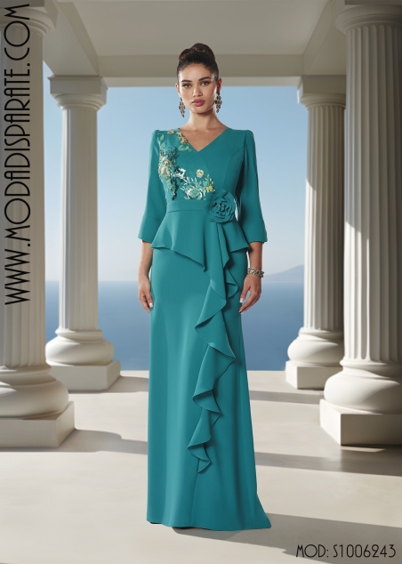 VESTIDO MADRINA LARGO CUERPO MITAD LENTEJUELAS ESCOTE PICO V