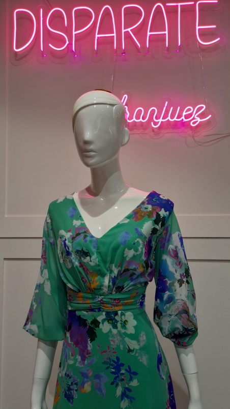 VESTIDO MIDI ESTAMPADO MANGA LARGA FALDA EVASE